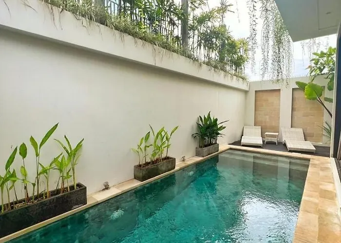 Sapphire 3 Bedroom With Private Pool Villa Canggu